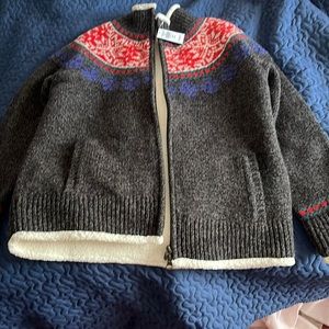 Gorgeous, warm fleece LL Bean sweater/jacket. Fleece lined and heavy